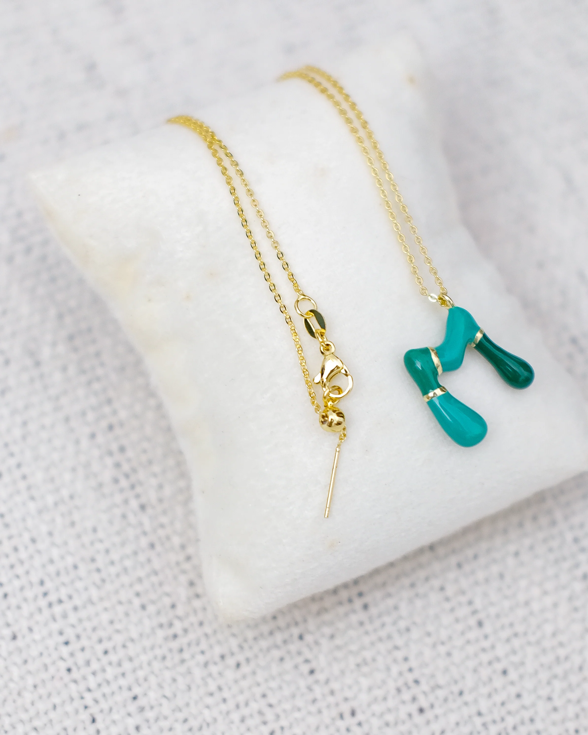 Alphabet Charm + Chain - M - Image 4