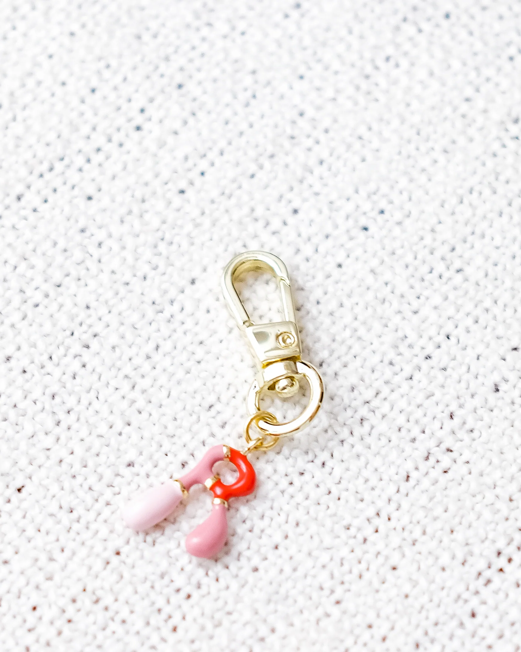 Alphabet Charm Hook - R - Image 4
