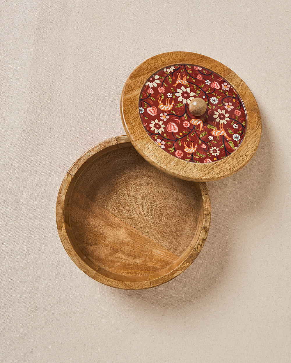 Apple Orchards Wooden Roti Box, 8" dia | Kashmir Trails - Image 4