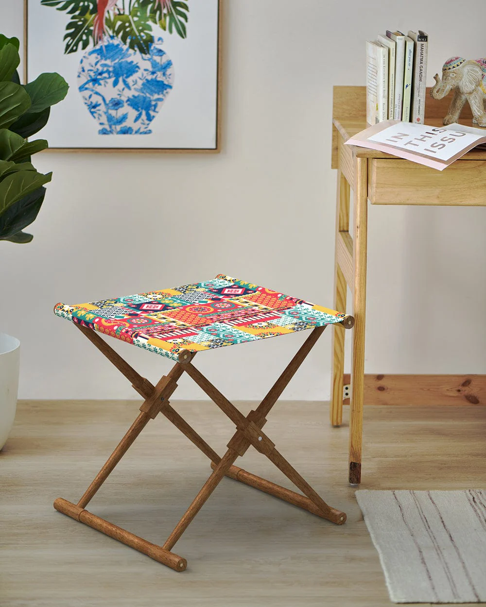 Bistro Foldable Stool Floral Swirls
