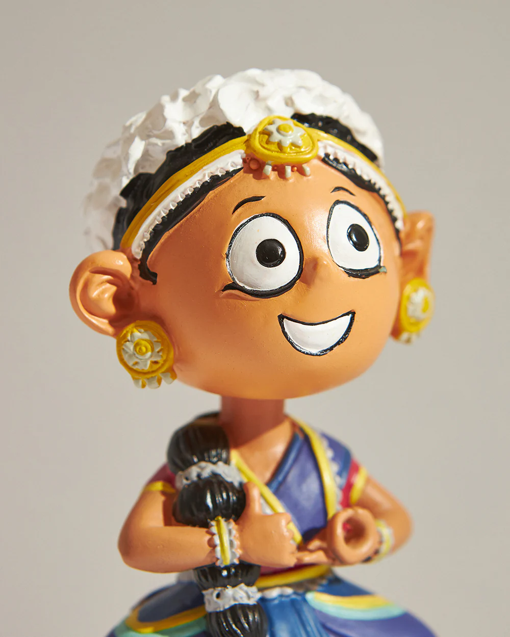 Takita Tara Bobble Head - Image 6