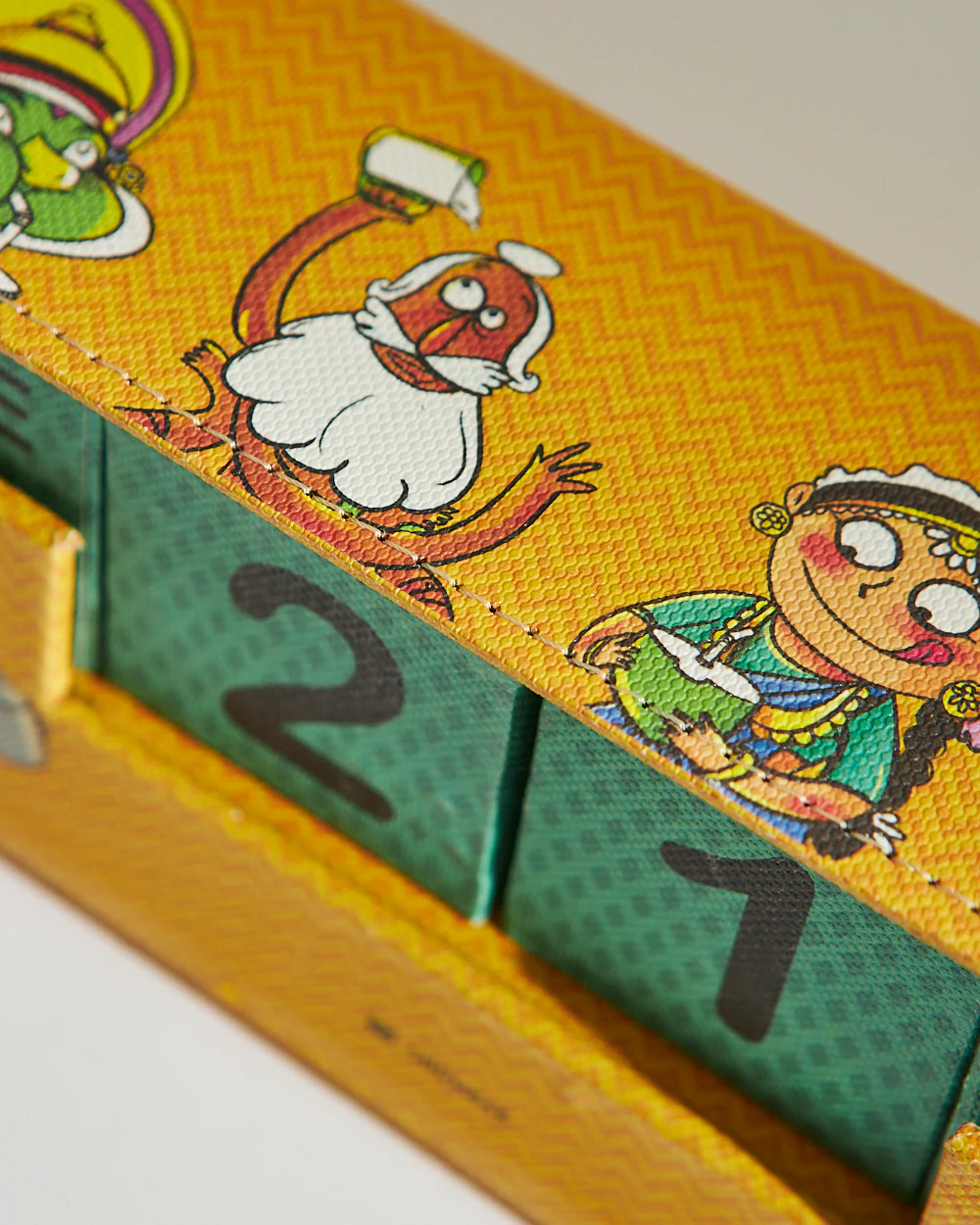 Doodle Bobble Head Desk Calendar - Image 3