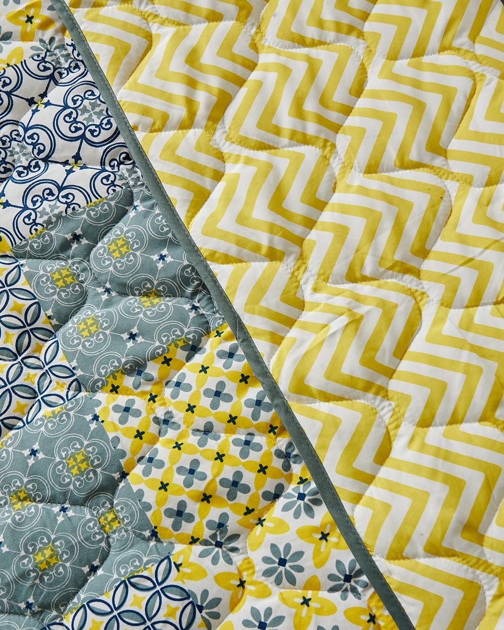 Egypt Patchwork Yellow Comforter- Single Bed - Image 4