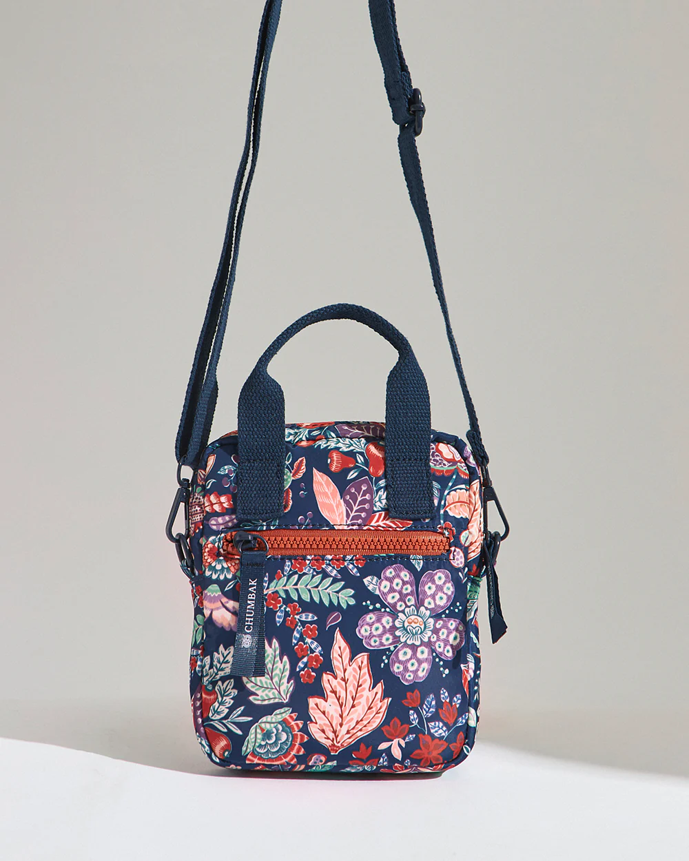 Explorer Sling-cum-Handbag| Batik Bloom - Image 10