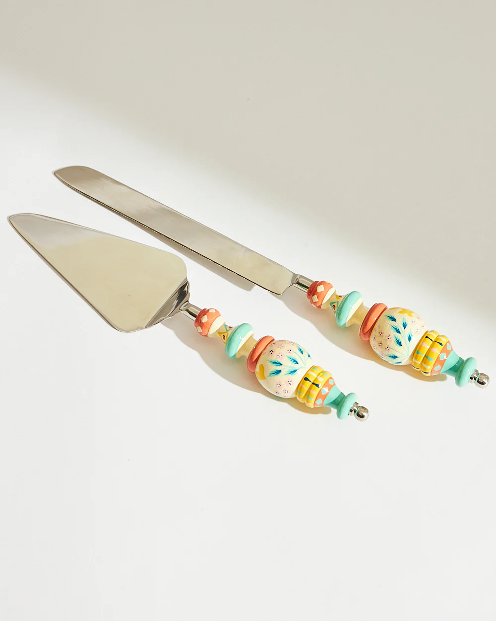 Farmhouse Cake Servers, Set of 2 - Image 2