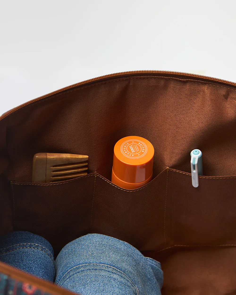 Getaway Duffle Bag - Tusker | Digital Nomad - Image 5