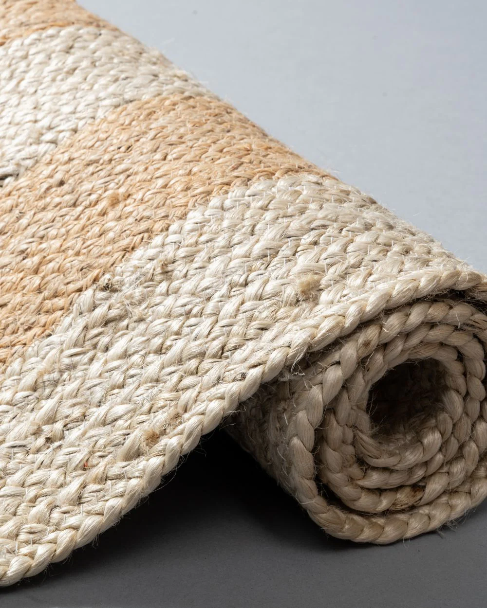 Ivory Seashell Scallop Rug - Image 2