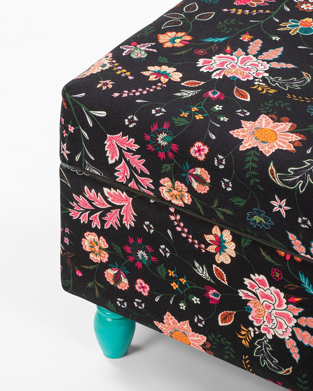 Modern Trunk Storage Ottoman - Image 4