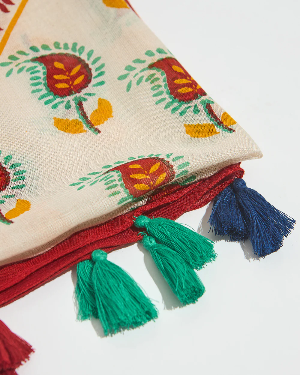 Paisley Tusker Scarf - Image 5