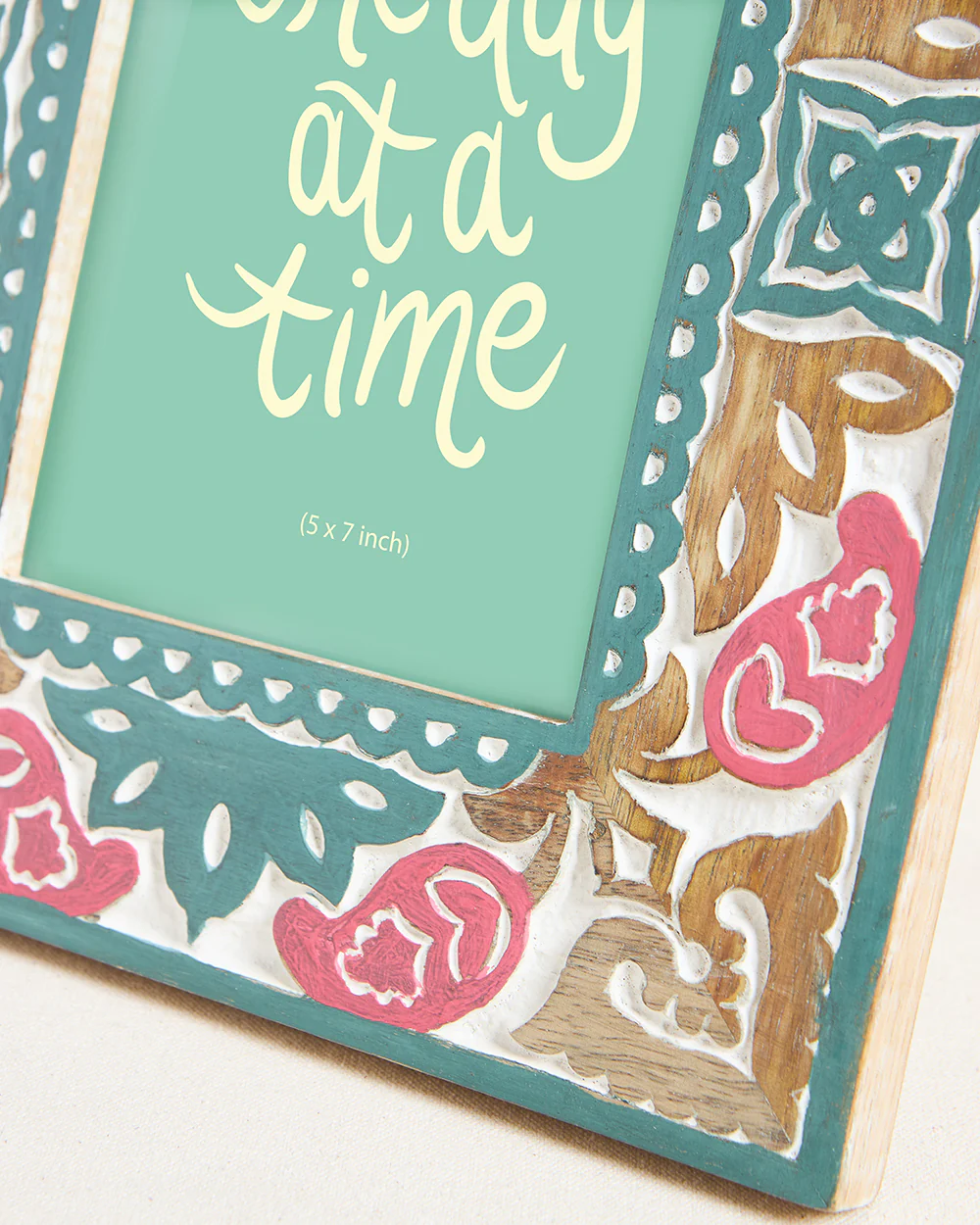 Paisleys Jharoka Photo Frame - Big - Image 5