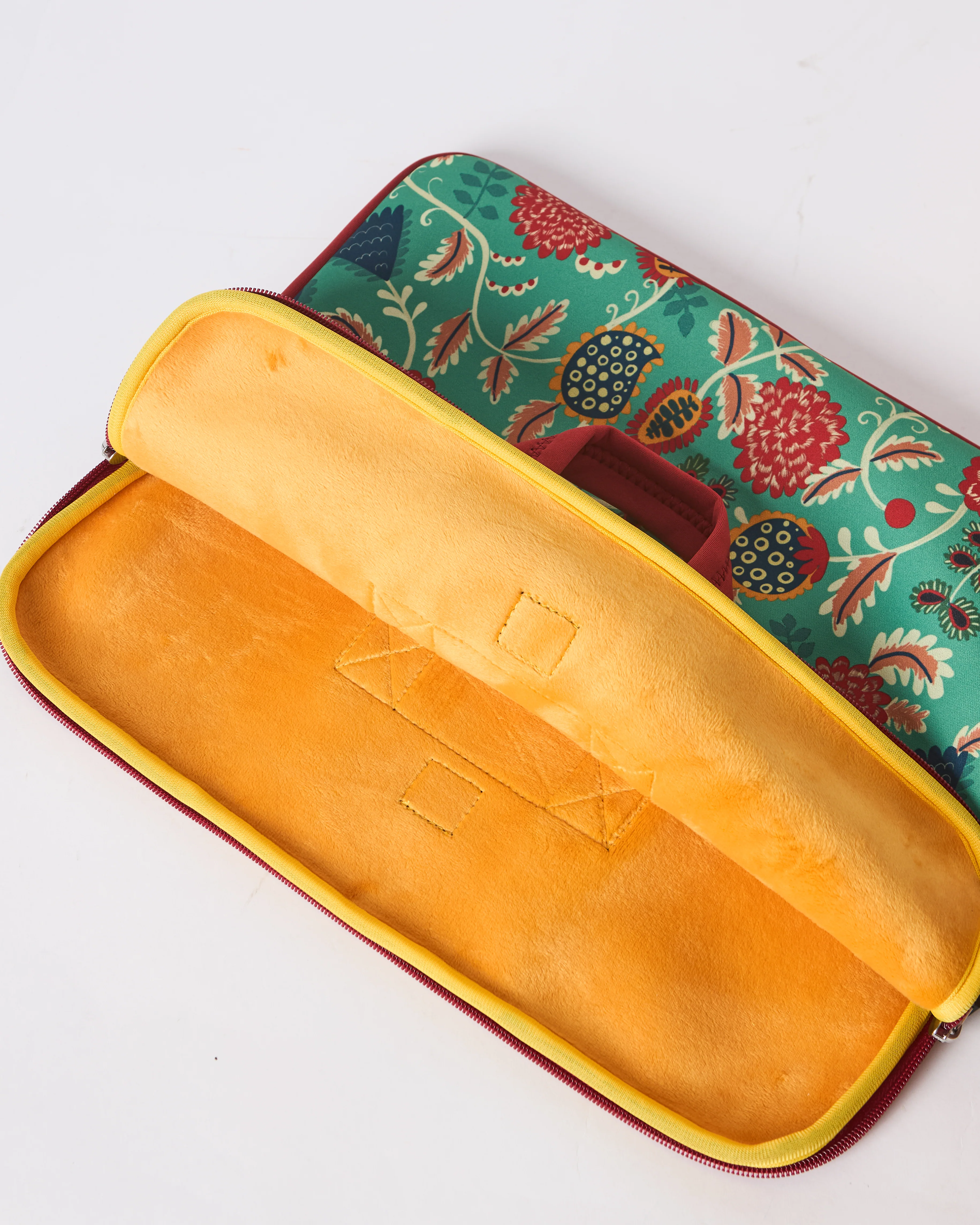 Retro Malkin Laptop Sleeve, 15" - Image 3