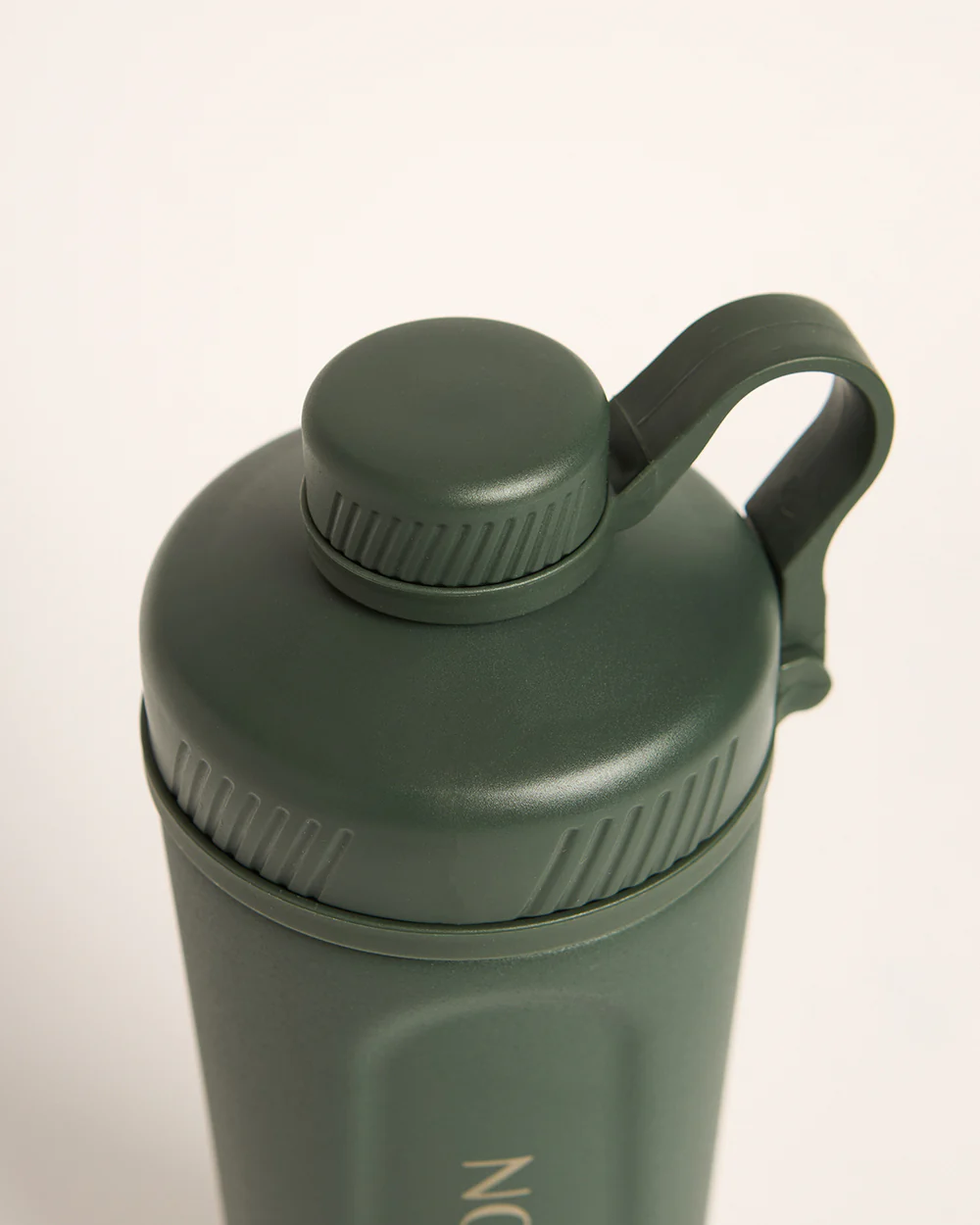 Shake Shark Vacuum Bottle, 650 ml - Green - Image 3