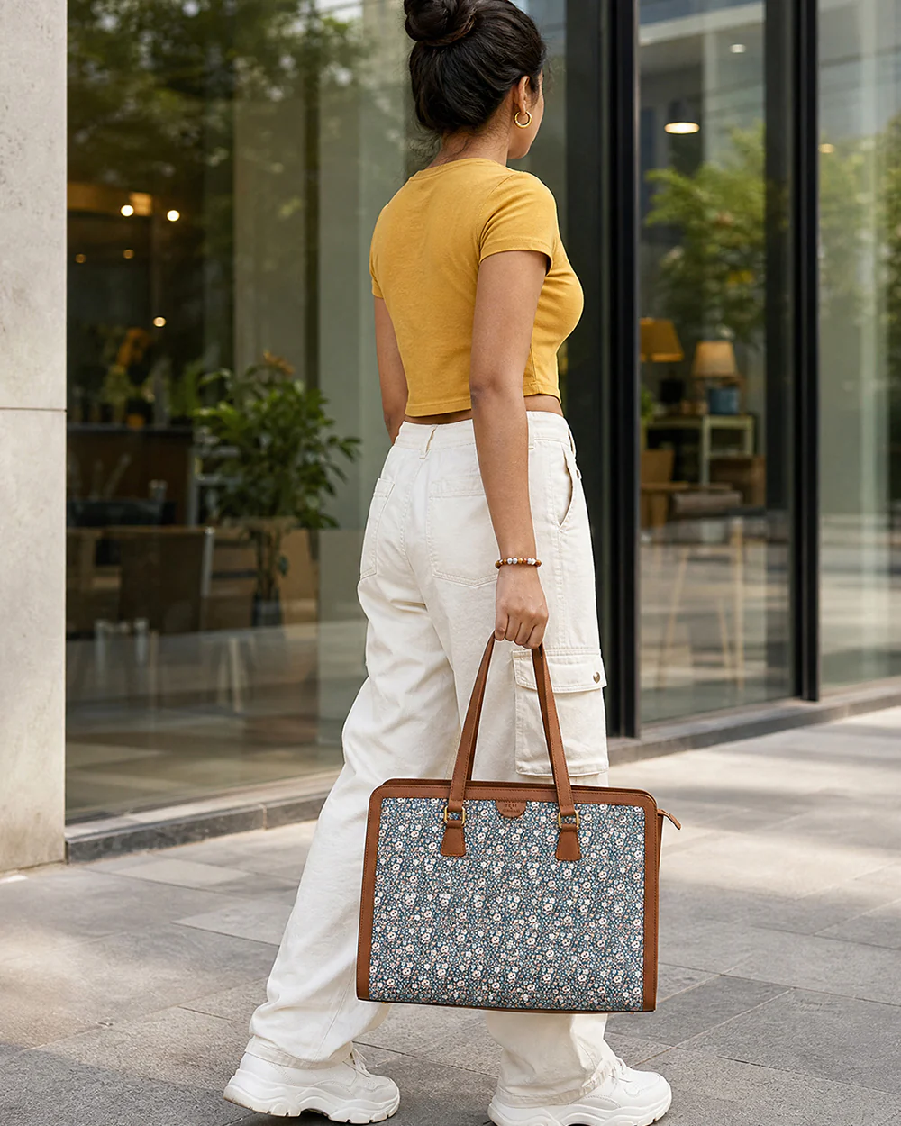 Teal by Chumbak Floral Beds Office Tote - Image 8