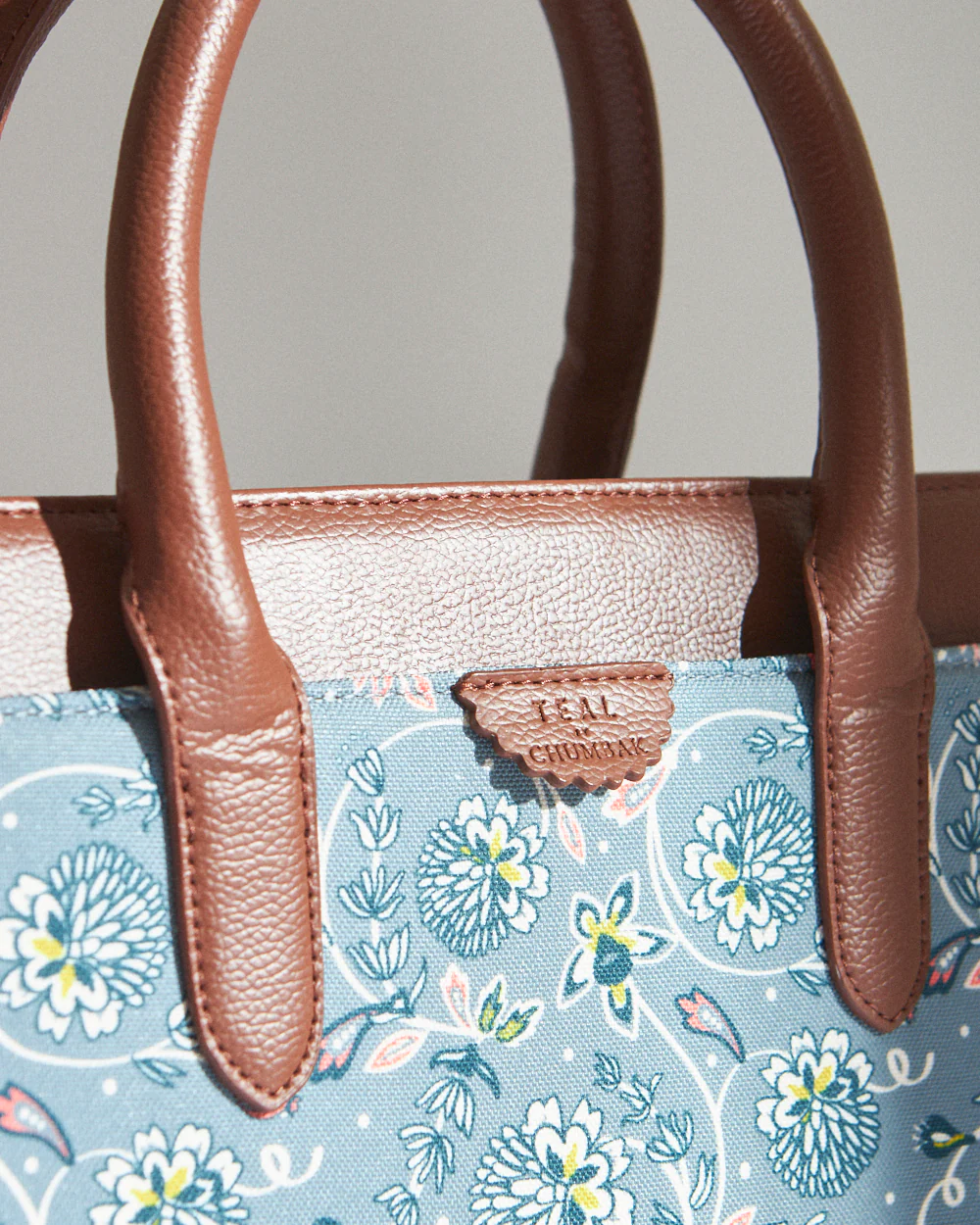 Teal by Chumbak Grey Bloom Hand Bag - Image 5