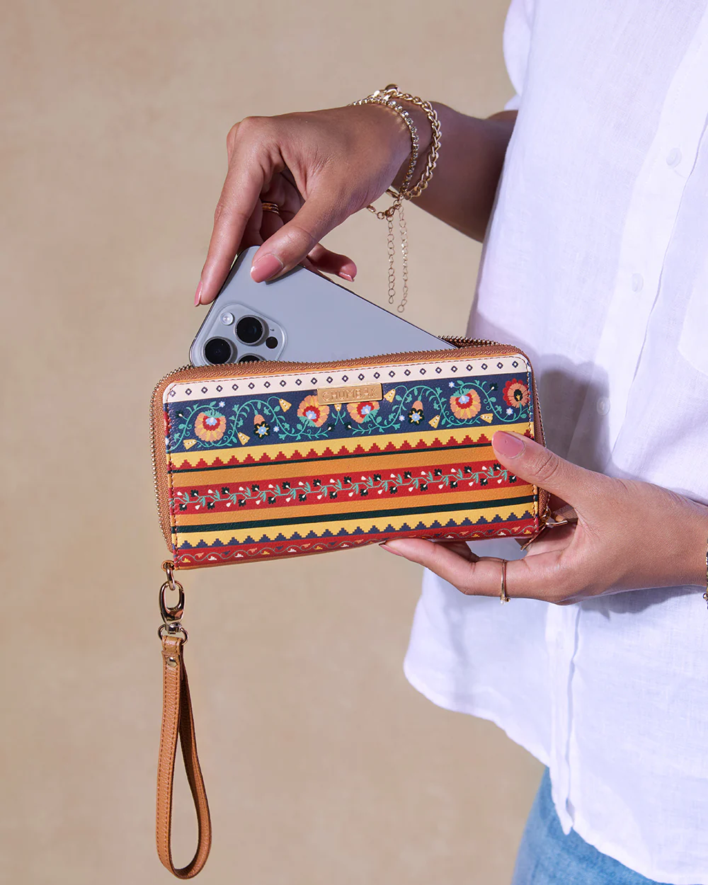 The Jaipur  Wallet - Floral | Digital Nomad - Image 4