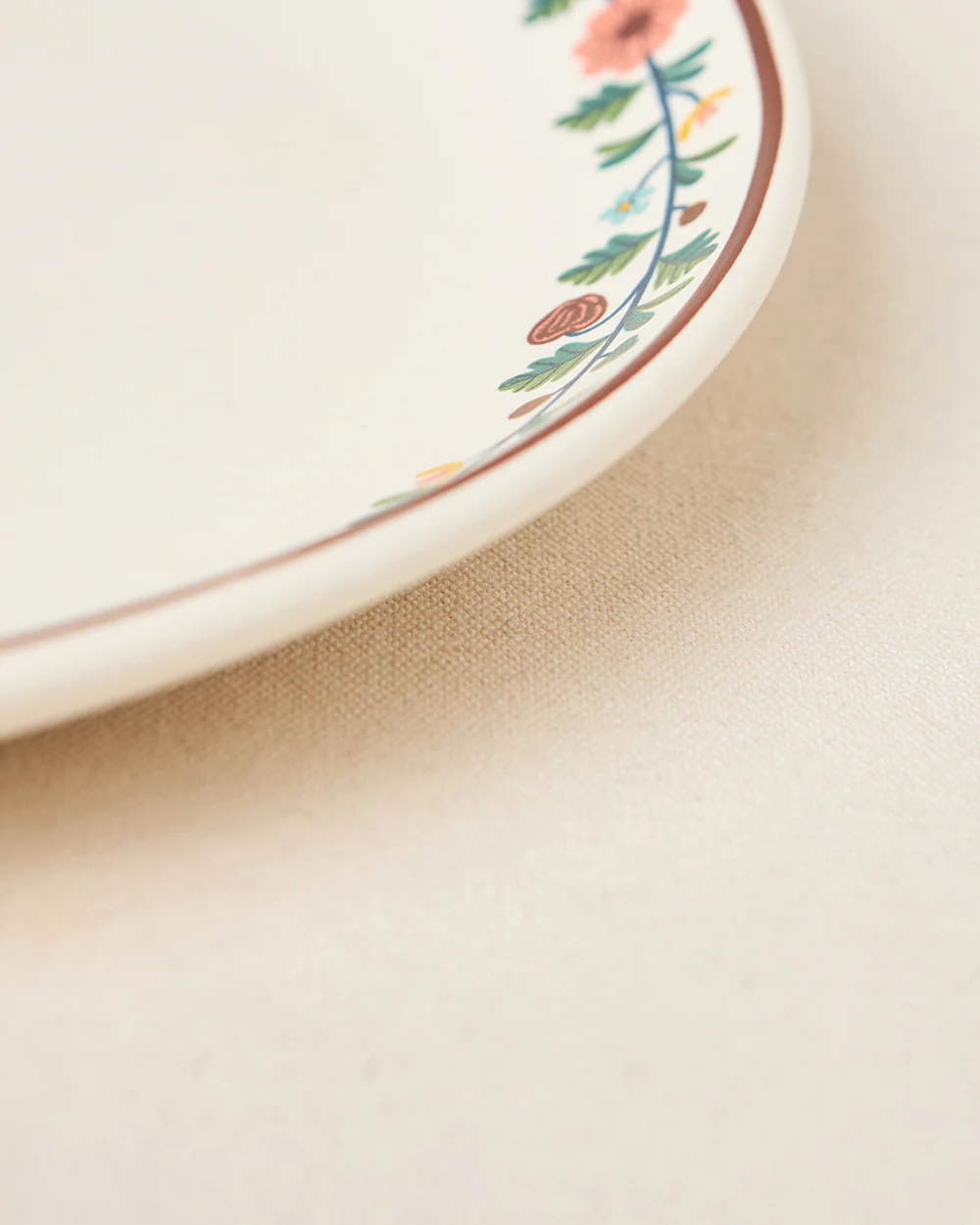 Tiara Dinner Plate, 10" dia | Kashmir Trails - Image 5