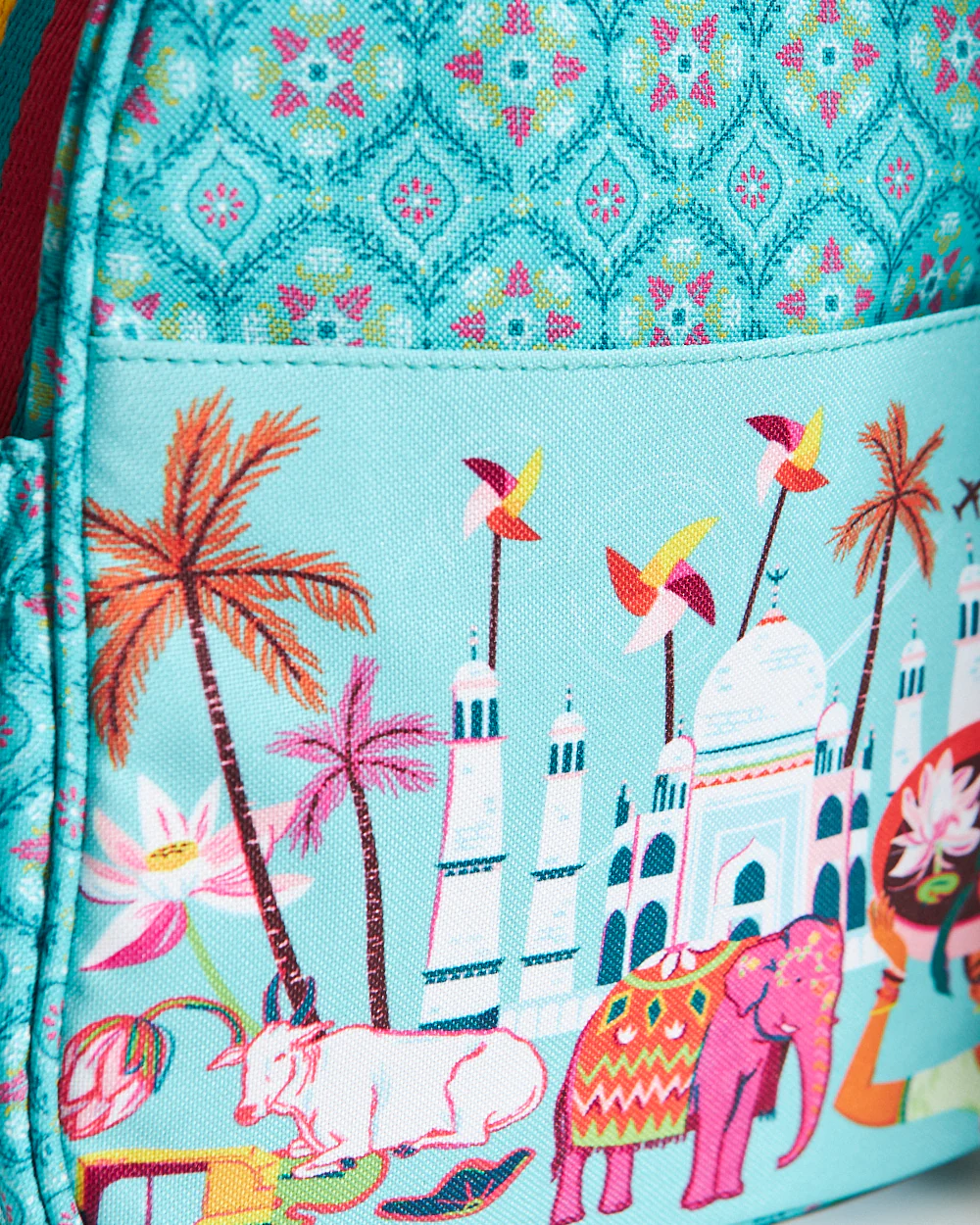 Travel Diaries Lunch Bag - Image 5