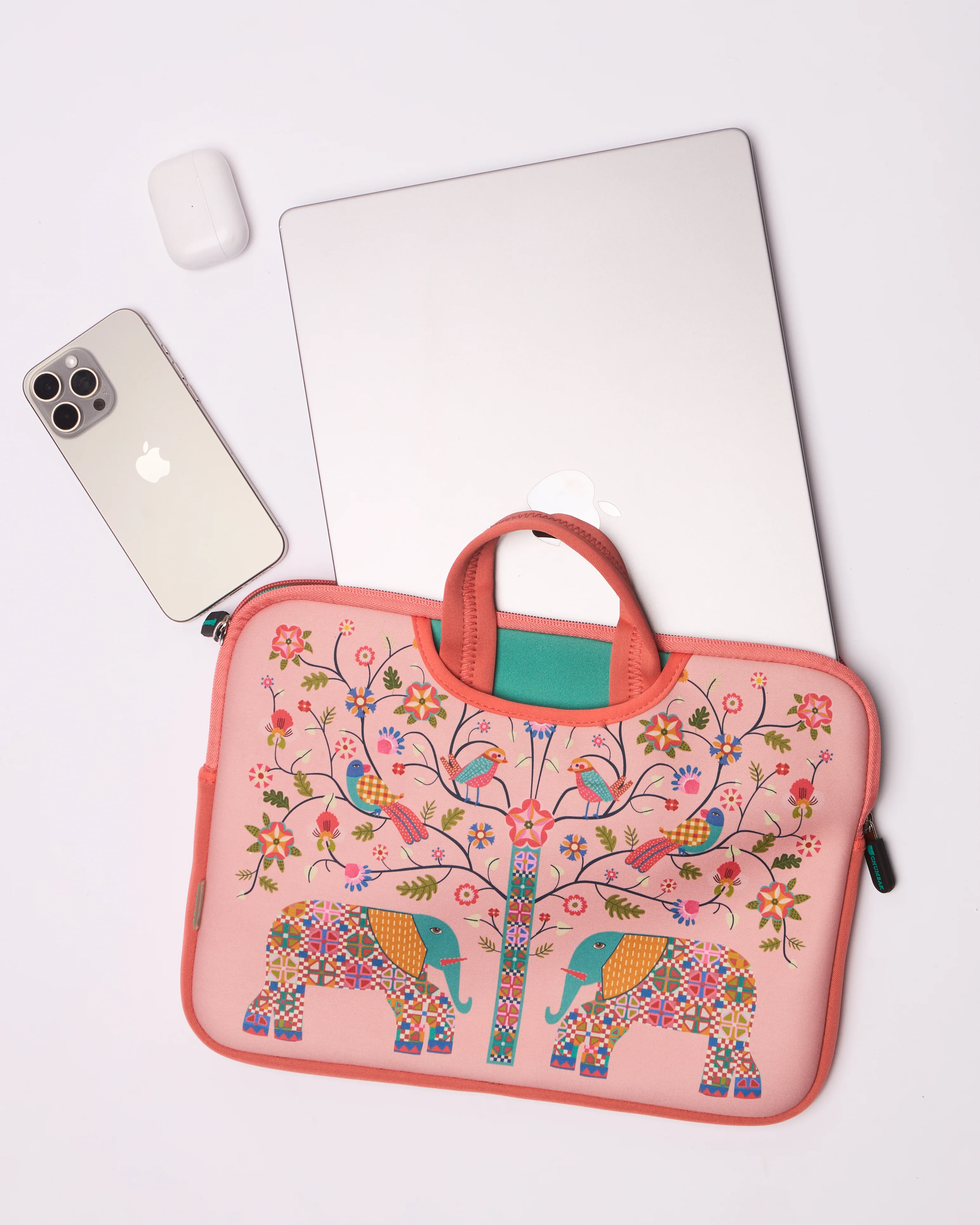 Tusker Mosaic Laptop Sleeve, 15" - Image 8