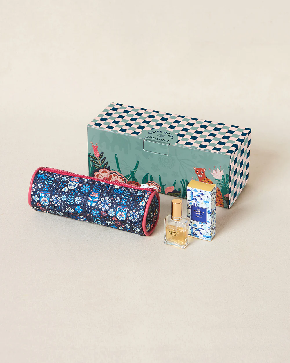 Wanderlust Perfume & Pouch Gift Set of 2 | Comes in a Gift Bag - Image 3